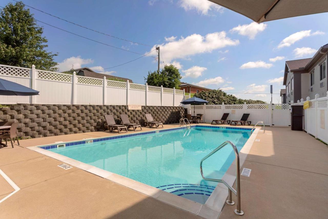 Best Western Lawrenceburg Inn Bagian luar foto