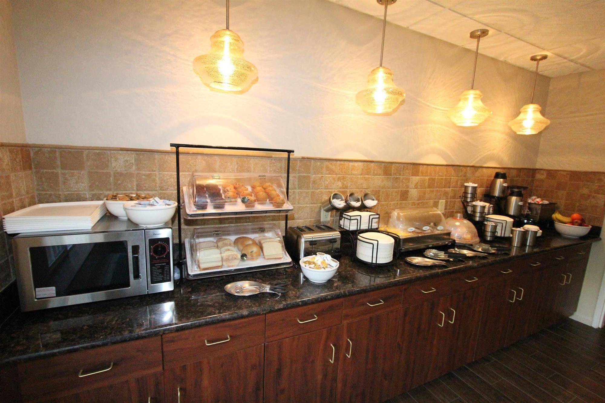 Best Western Lawrenceburg Inn Bagian luar foto