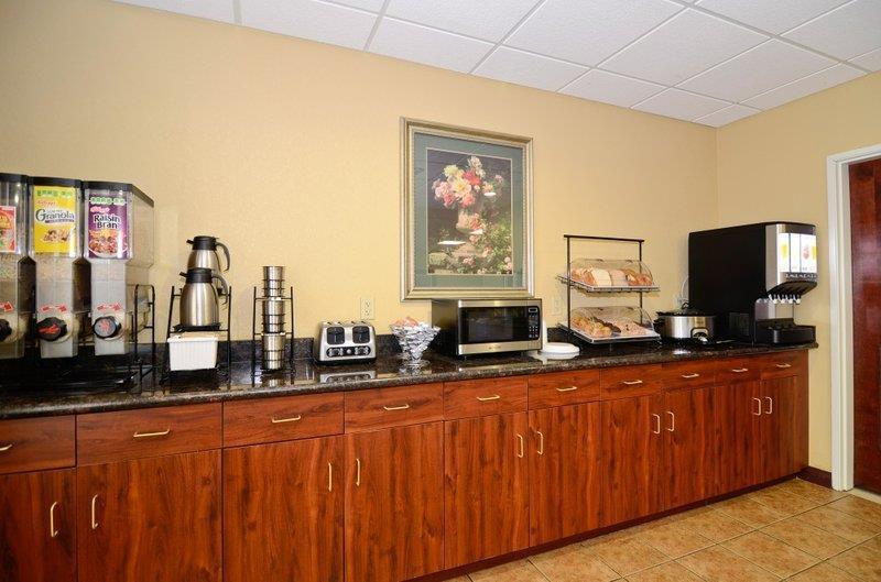 Best Western Lawrenceburg Inn Restoran foto