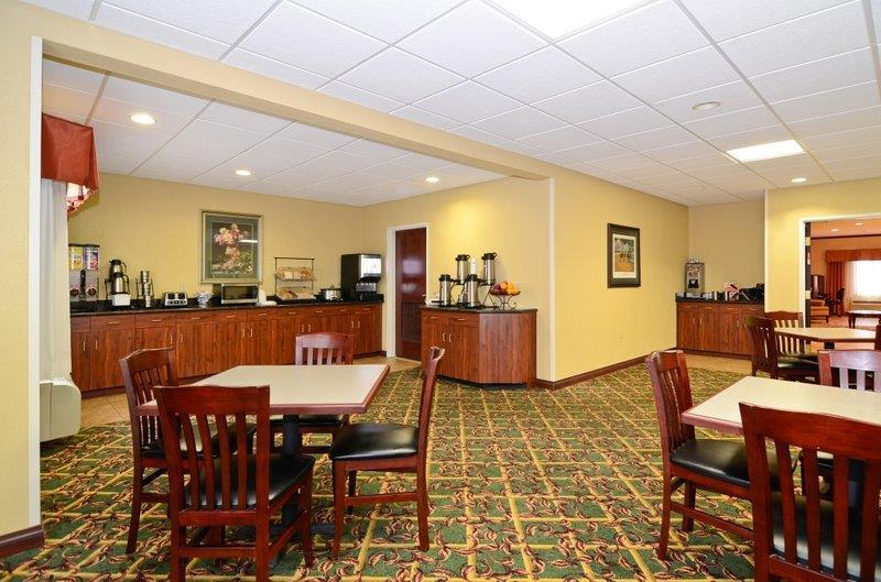 Best Western Lawrenceburg Inn Restoran foto