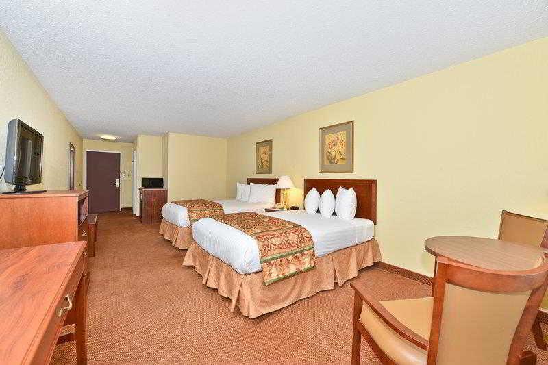 Best Western Lawrenceburg Inn Bagian luar foto