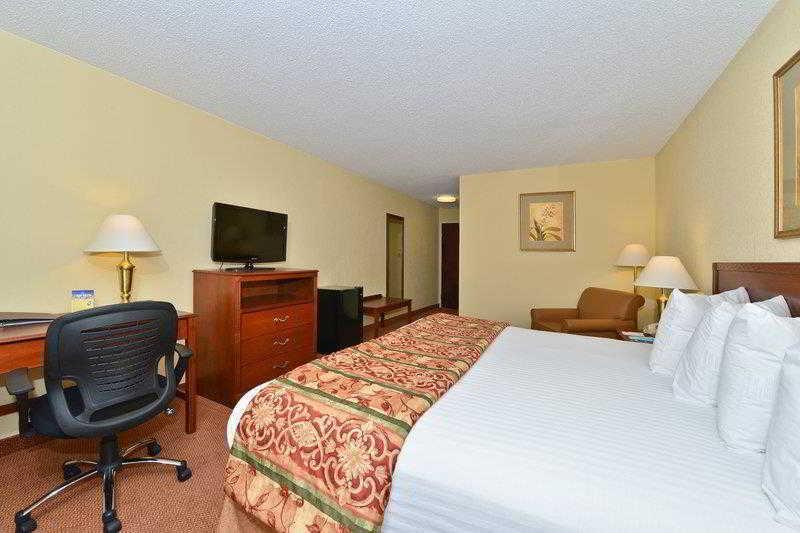 Best Western Lawrenceburg Inn Bagian luar foto